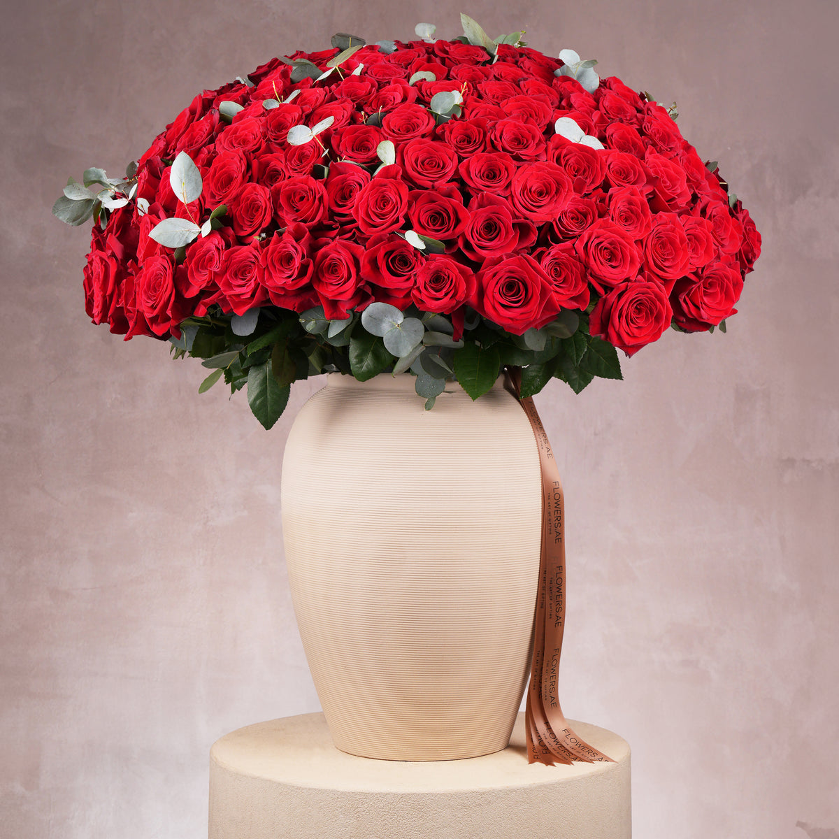200 Red Roses  Vase
