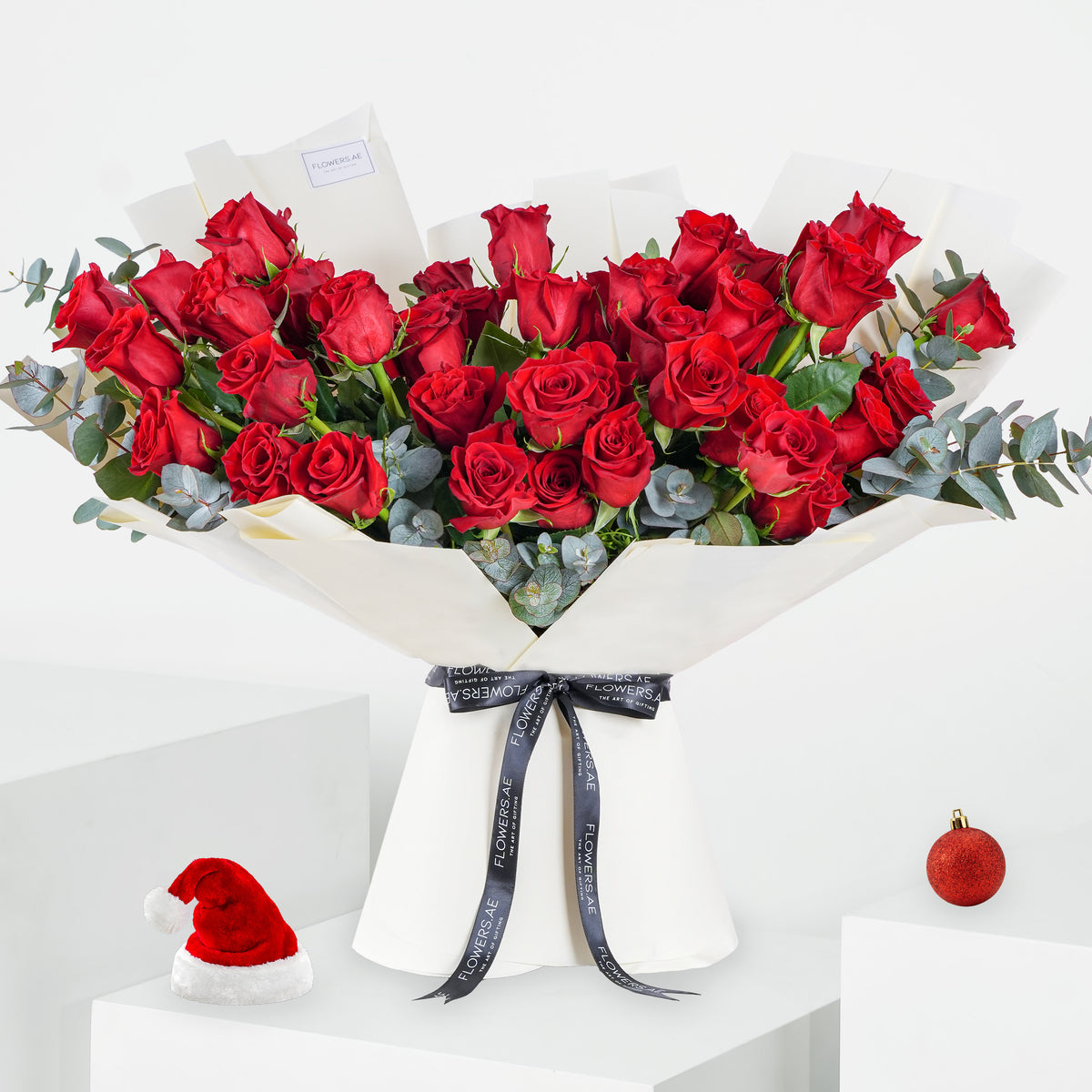 50 Festive Red Roses