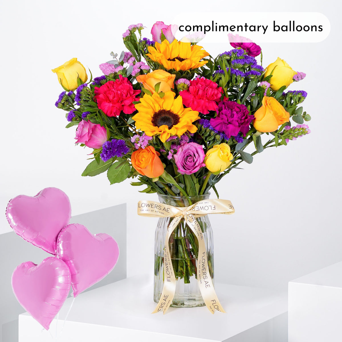 Vibrant Glass Vase (Complimentary balloons)