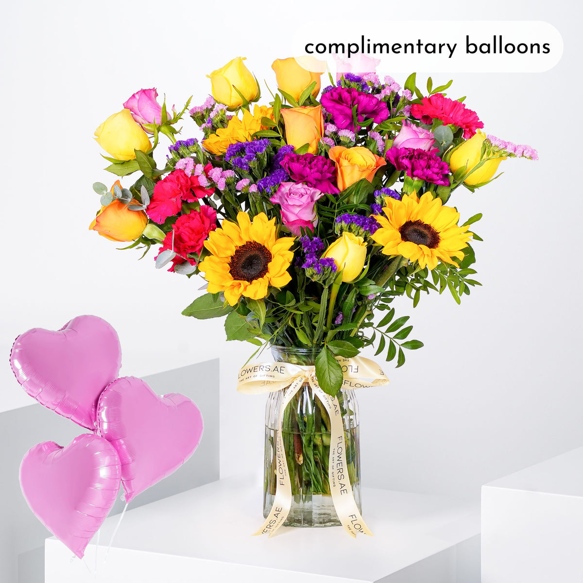 Vibrant Glass Vase (Complimentary balloons)