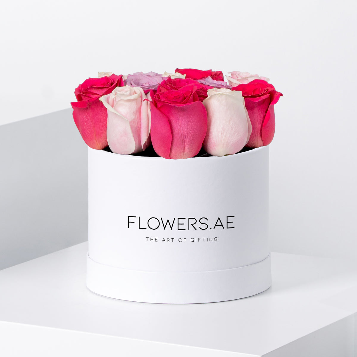 Petite Blush Roses Hatbox